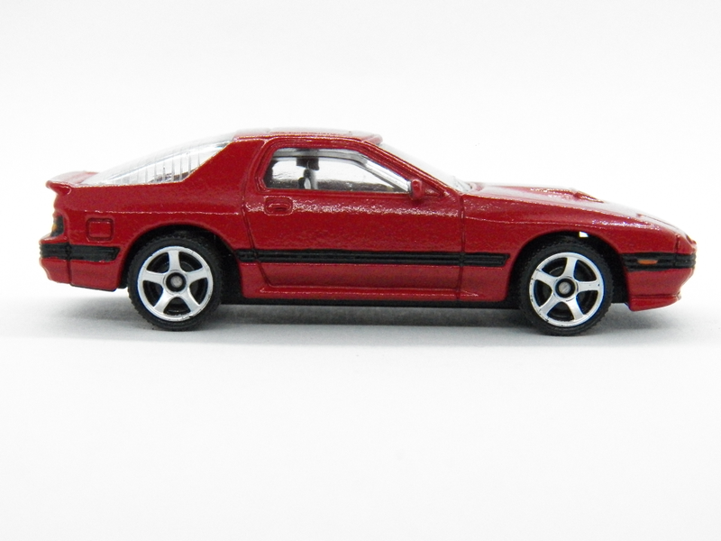 Illustration for article titled RadCast 2nd Gen Mazda RX7 Turbo